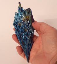Aura Kyanit Kristall, Cyanit-Disthen schwarz, Regenbogen Farben, bedampfter Rohkristall, N100